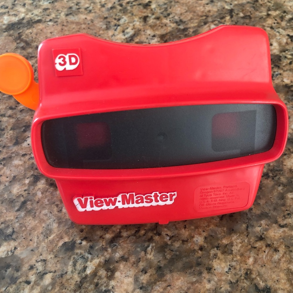Red View-Master 3D Viewer